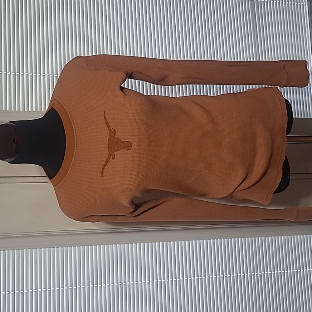 Source Unknown Women's Long Sleeve Shirt with Longhorn Motif - Tan